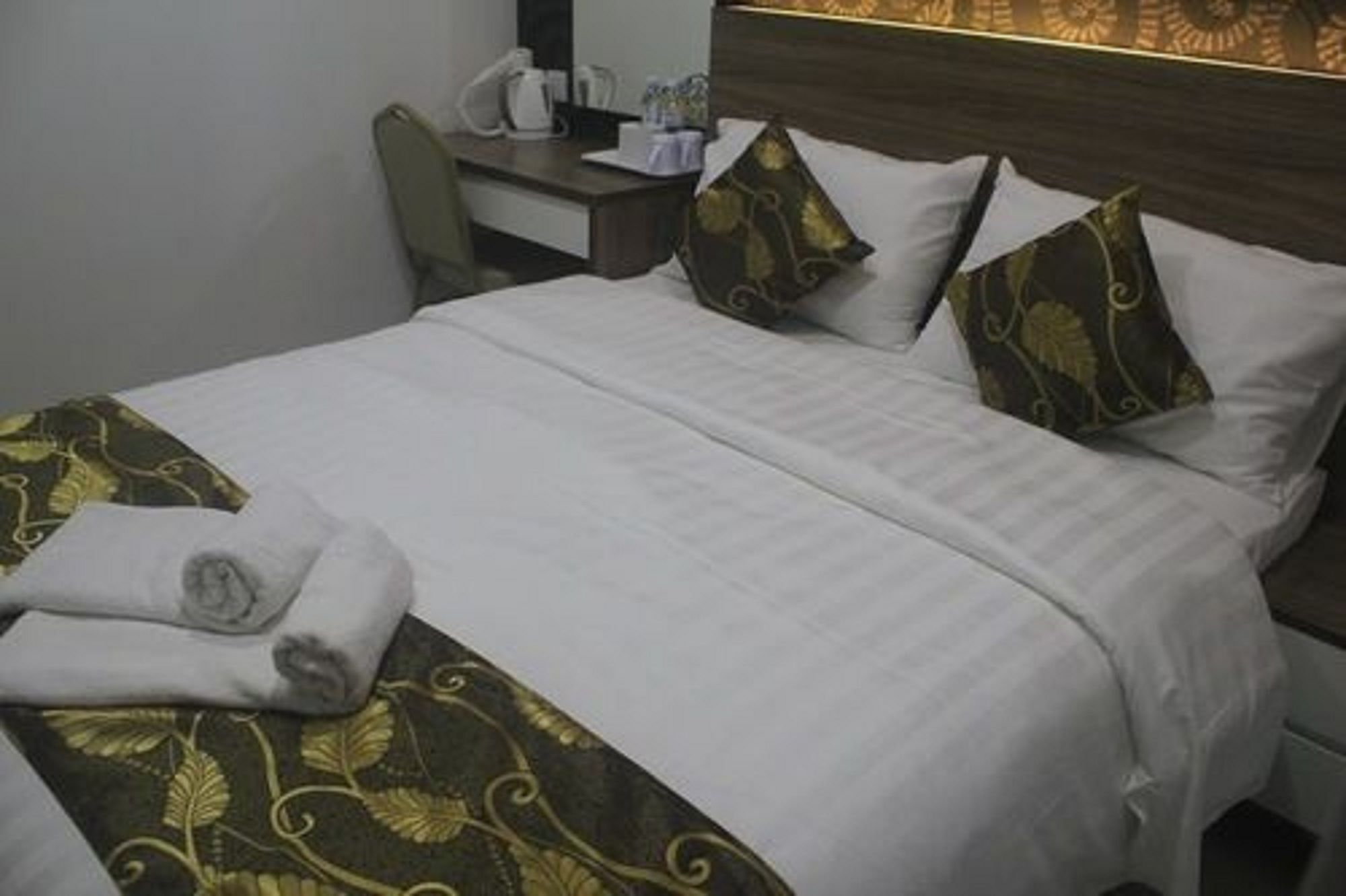 D'Metro Hotel Shah Alam Dış mekan fotoğraf